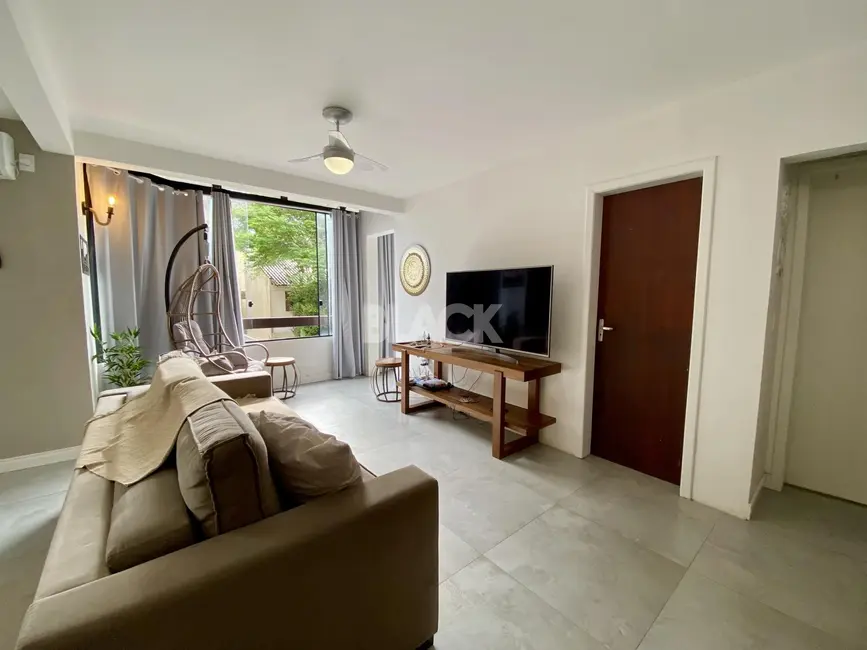 Foto 2 de Apartamento com 2 quartos à venda, 70m2 em Centro, Torres - RS