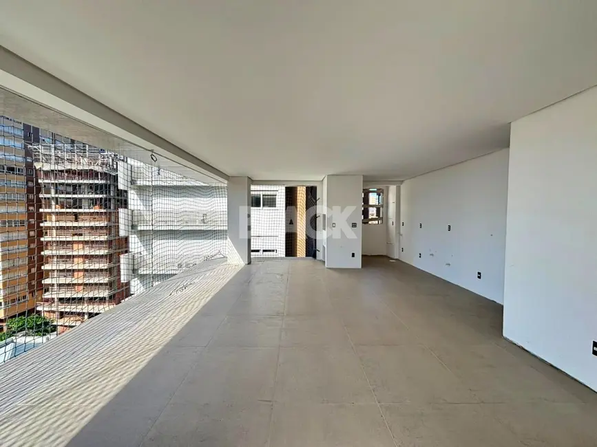Foto 2 de Apartamento com 2 quartos à venda, 78m2 em Torres - RS