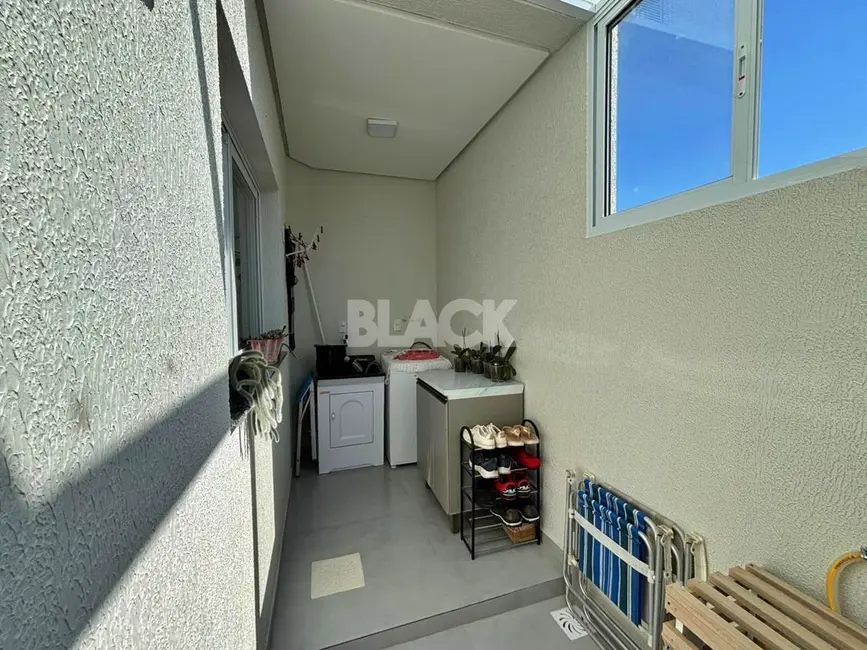 Foto 9 de Sobrado com 2 quartos à venda, 98m2 em Torres - RS