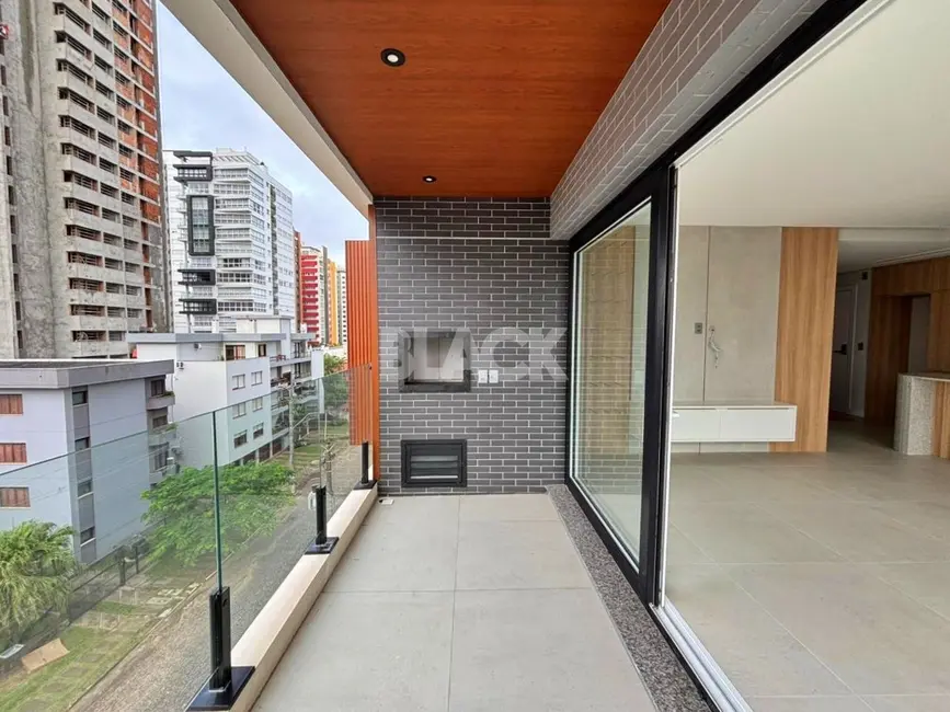 Foto 4 de Apartamento com 3 quartos à venda, 106m2 em Torres - RS
