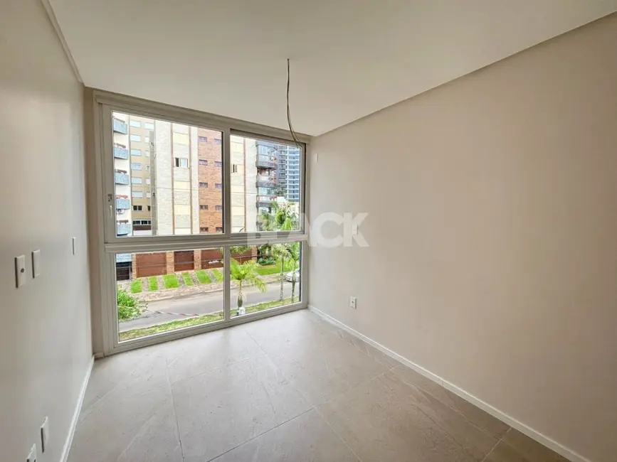 Foto 9 de Cobertura com 3 quartos à venda, 130m2 em Torres - RS