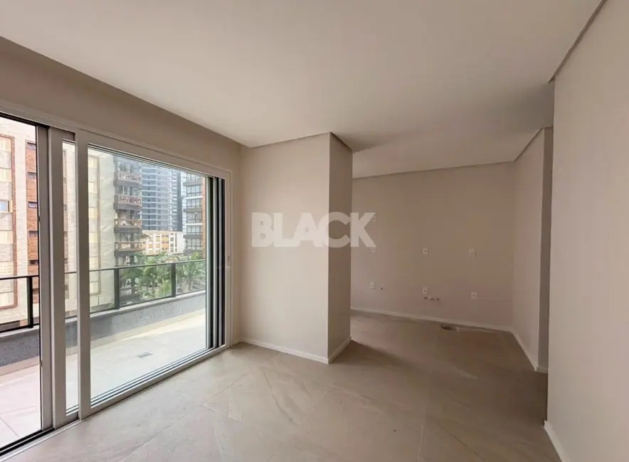 Foto 1 de Cobertura com 3 quartos à venda, 130m2 em Torres - RS