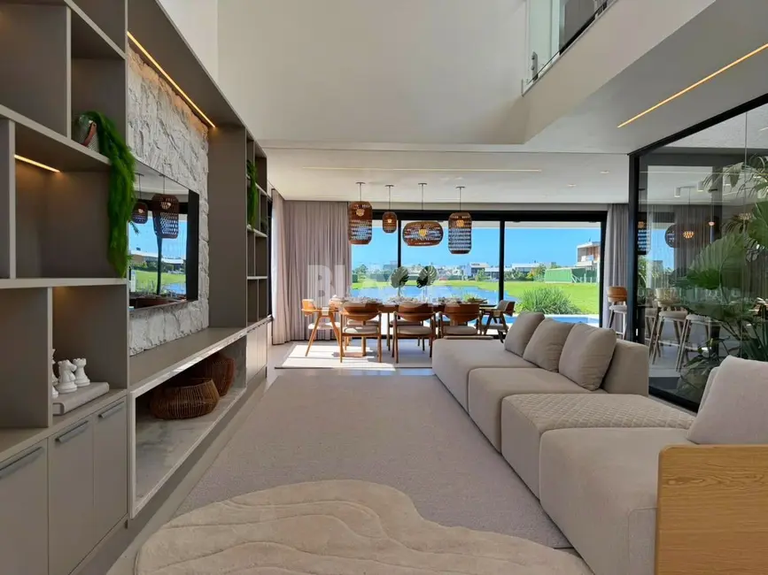 Foto 7 de Casa de Condomínio com 4 quartos à venda, 311m2 em Torres - RS