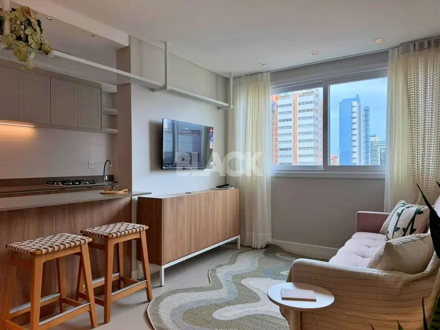 Foto 1 de Apartamento com 1 quarto à venda, 52m2 em Centro, Torres - RS
