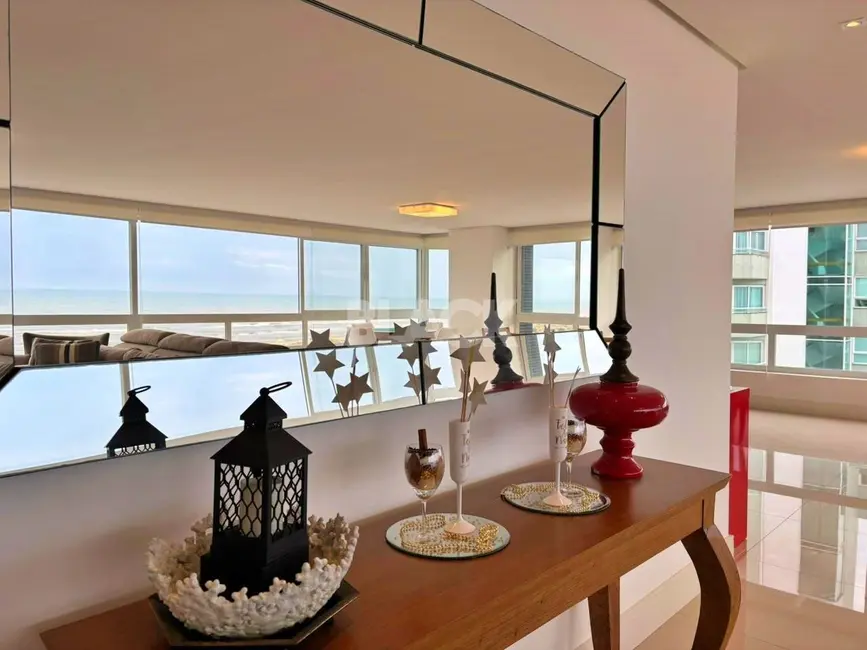 Foto 7 de Apartamento com 4 quartos à venda, 241m2 em Torres - RS