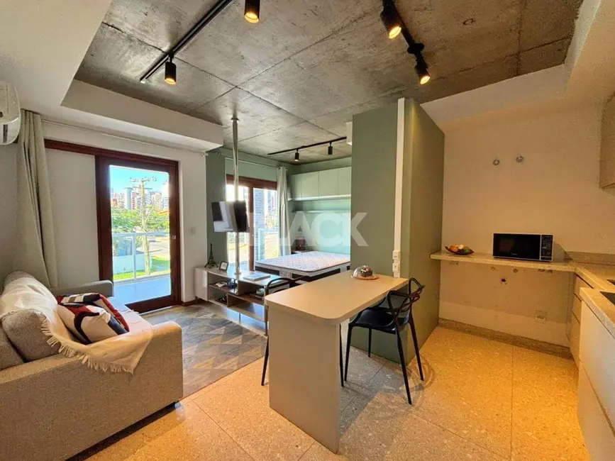 Foto 1 de Apartamento com 1 quarto à venda, 41m2 em Centro, Torres - RS