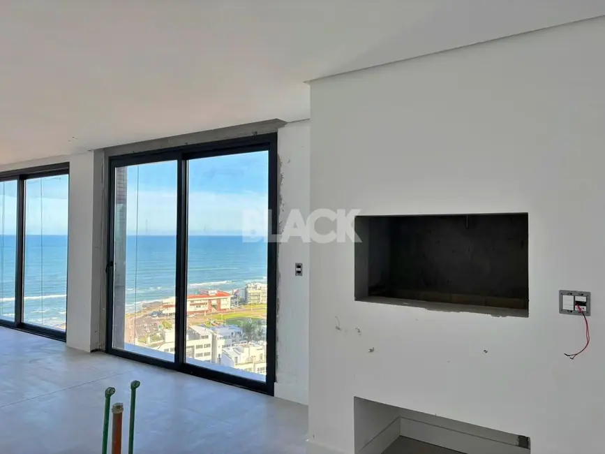 Foto 4 de Apartamento com 4 quartos à venda, 207m2 em Torres - RS