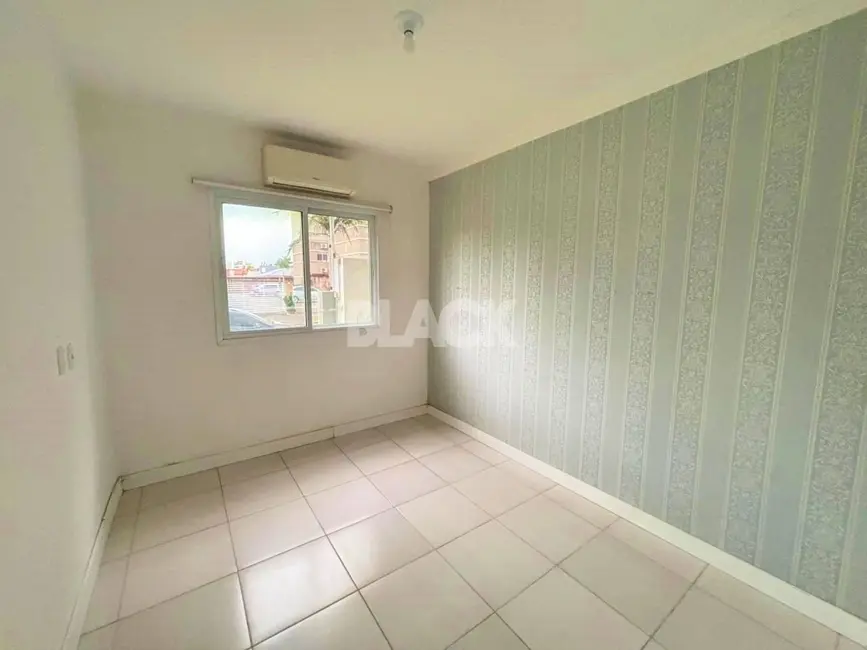 Foto 9 de Apartamento com 3 quartos à venda, 87m2 em Torres - RS