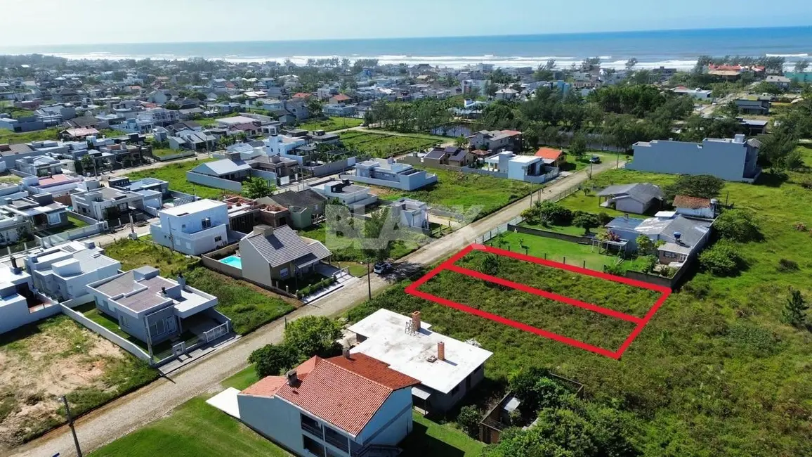 Foto 5 de Terreno / Lote à venda, 422m2 em Passo De Torres - SC