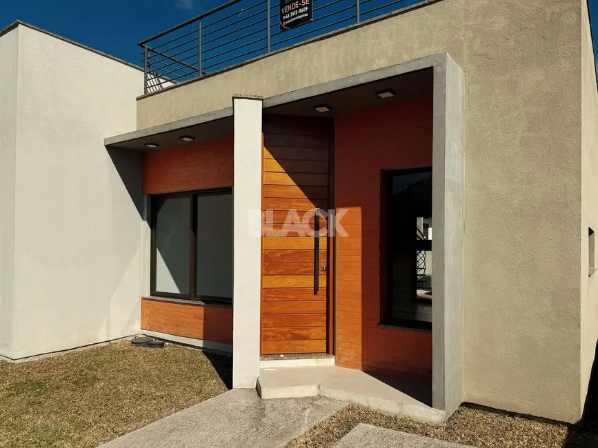 Foto 2 de Casa com 3 quartos à venda, 114m2 em Passo De Torres - SC