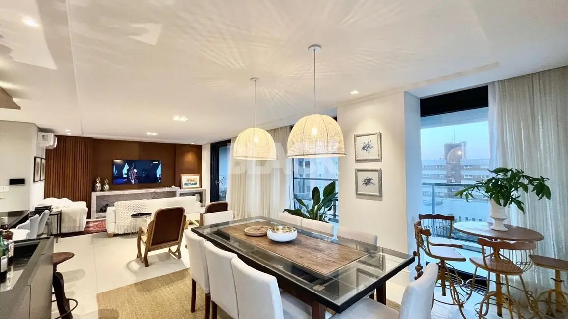 Foto 9 de Apartamento com 4 quartos à venda, 215m2 em Torres - RS