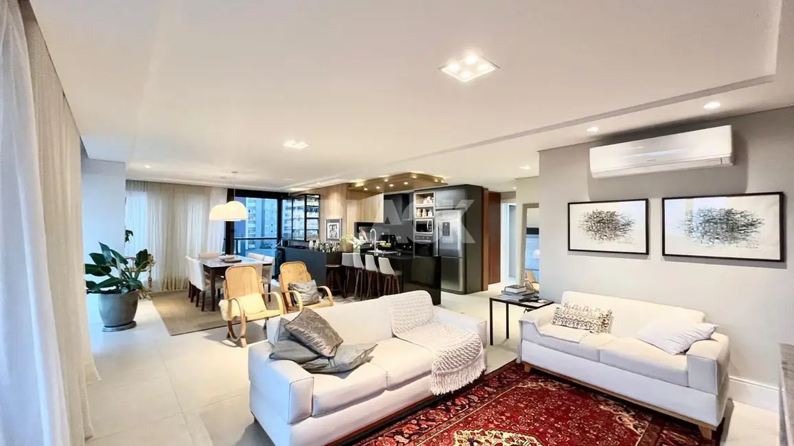 Foto 6 de Apartamento com 4 quartos à venda, 215m2 em Torres - RS