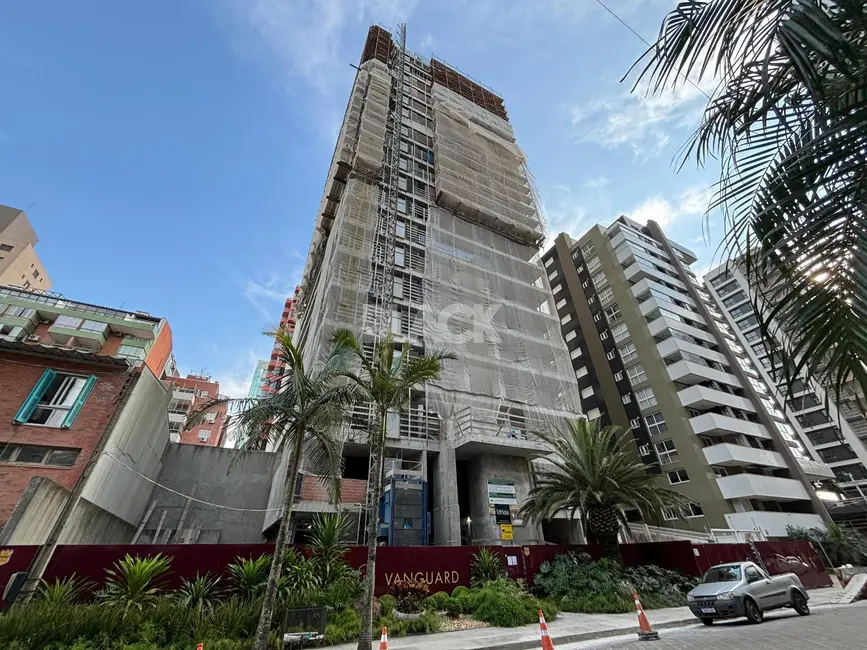 Foto 2 de Apartamento com 4 quartos à venda, 196m2 em Torres - RS