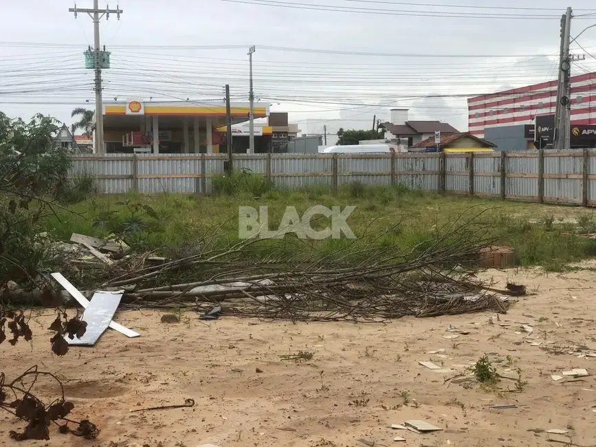 Foto 2 de Terreno / Lote à venda, 907m2 em Torres - RS