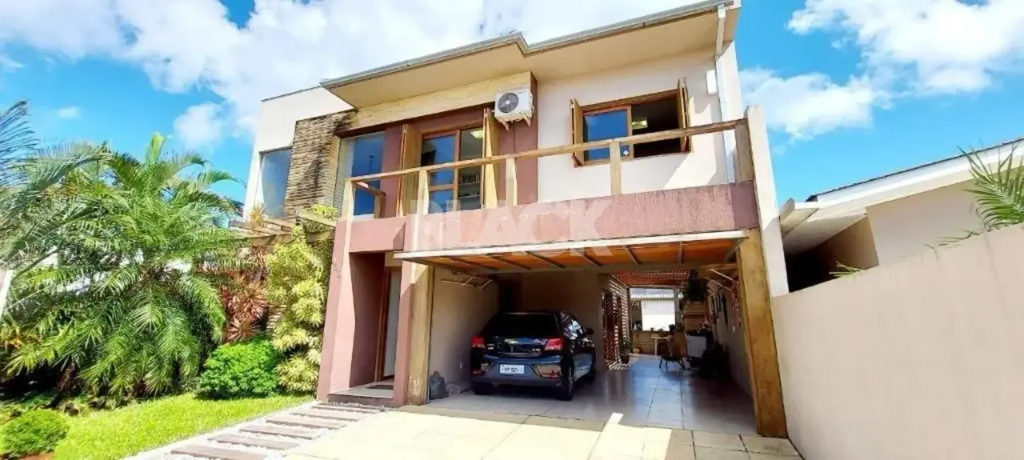 Foto 5 de Casa com 4 quartos à venda, 273m2 em Torres - RS