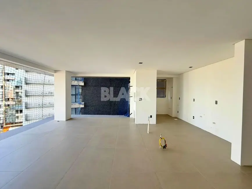 Foto 2 de Apartamento com 2 quartos à venda, 80m2 em Torres - RS