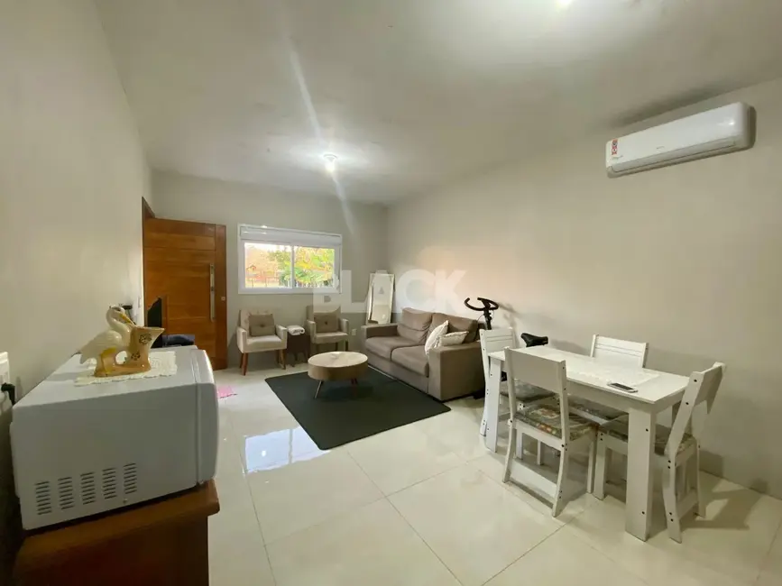 Foto 6 de Casa com 1 quarto à venda, 48m2 em Torres - RS