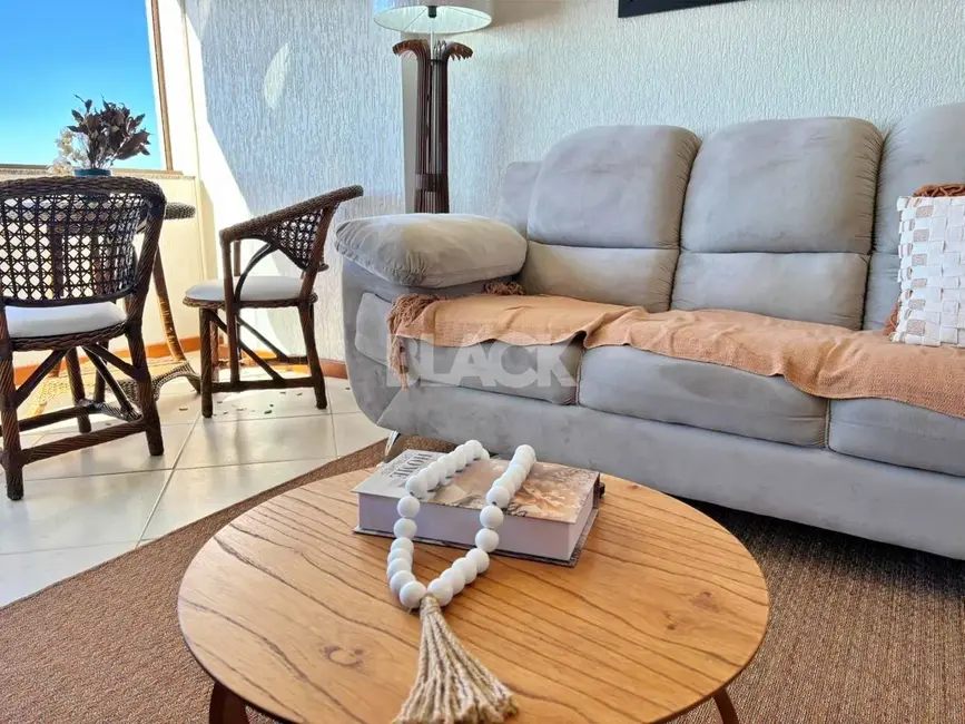 Foto 6 de Apartamento com 3 quartos à venda, 104m2 em Torres - RS