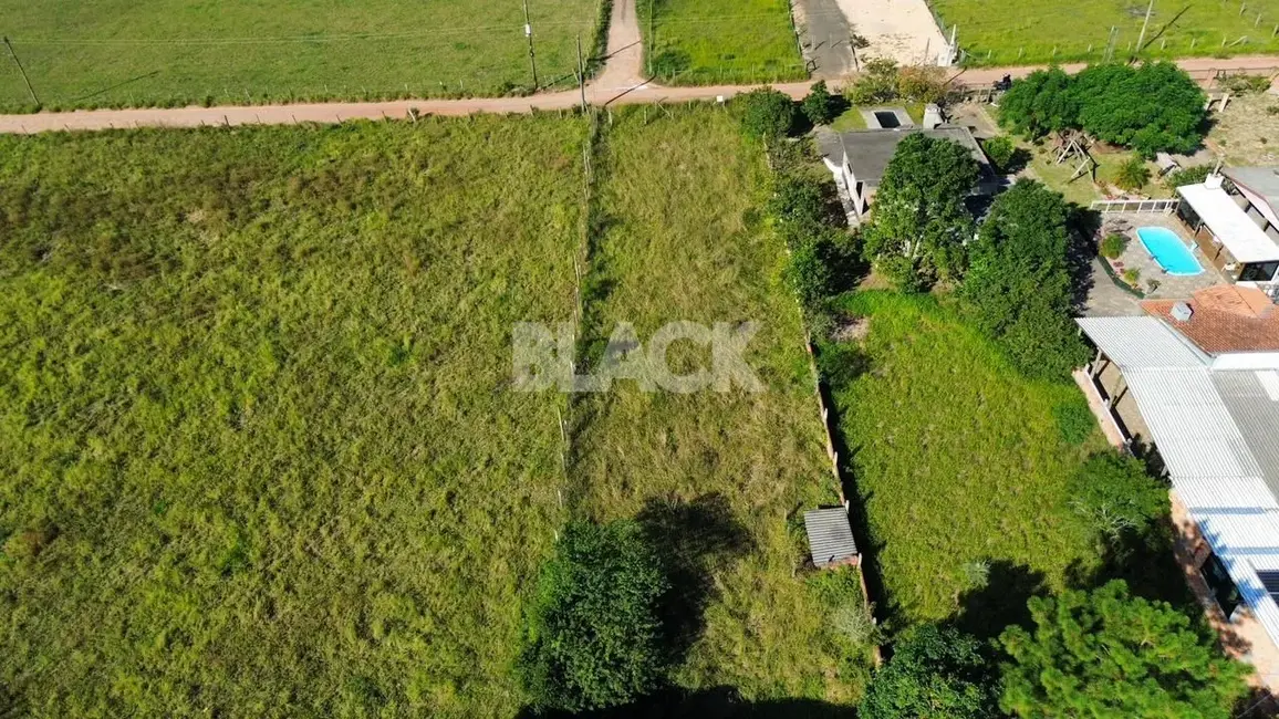 Foto 7 de Terreno / Lote à venda, 900m2 em Torres - RS