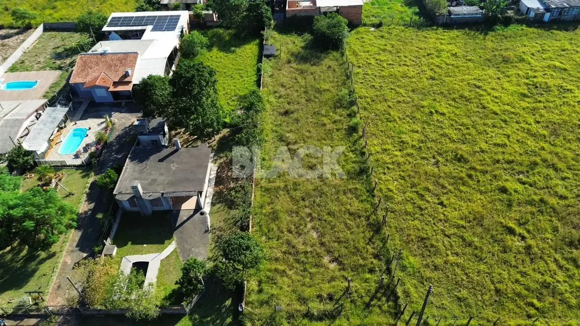Foto 8 de Terreno / Lote à venda, 900m2 em Torres - RS