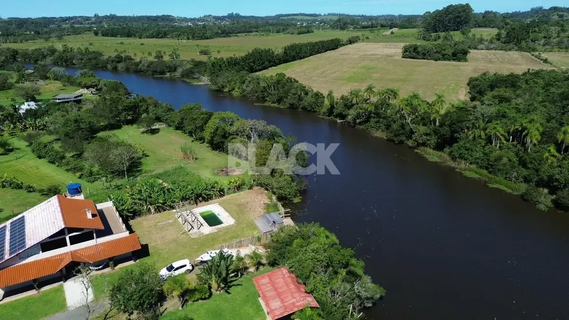 Foto 2 de Chácara com 5 quartos à venda, 350m2 em Passo De Torres - SC