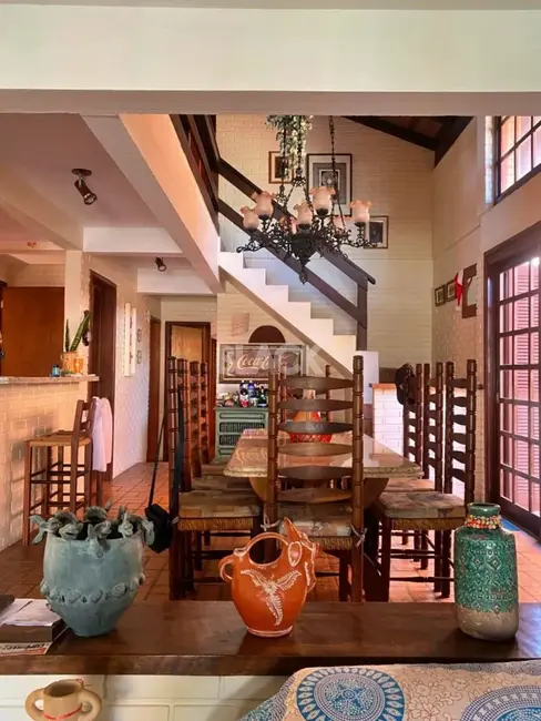 Foto 5 de Casa com 6 quartos à venda, 248m2 em Torres - RS