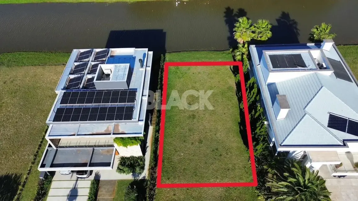 Foto 4 de Terreno / Lote à venda, 450m2 em Torres - RS