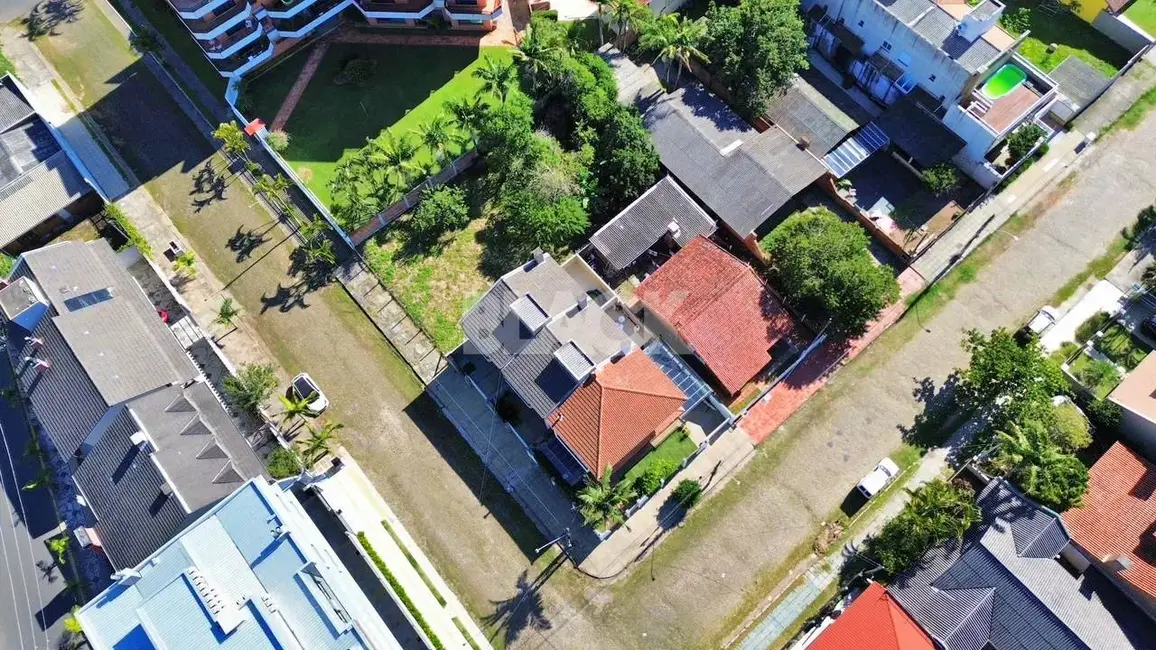 Foto 3 de Casa com 3 quartos à venda, 110m2 em Torres - RS
