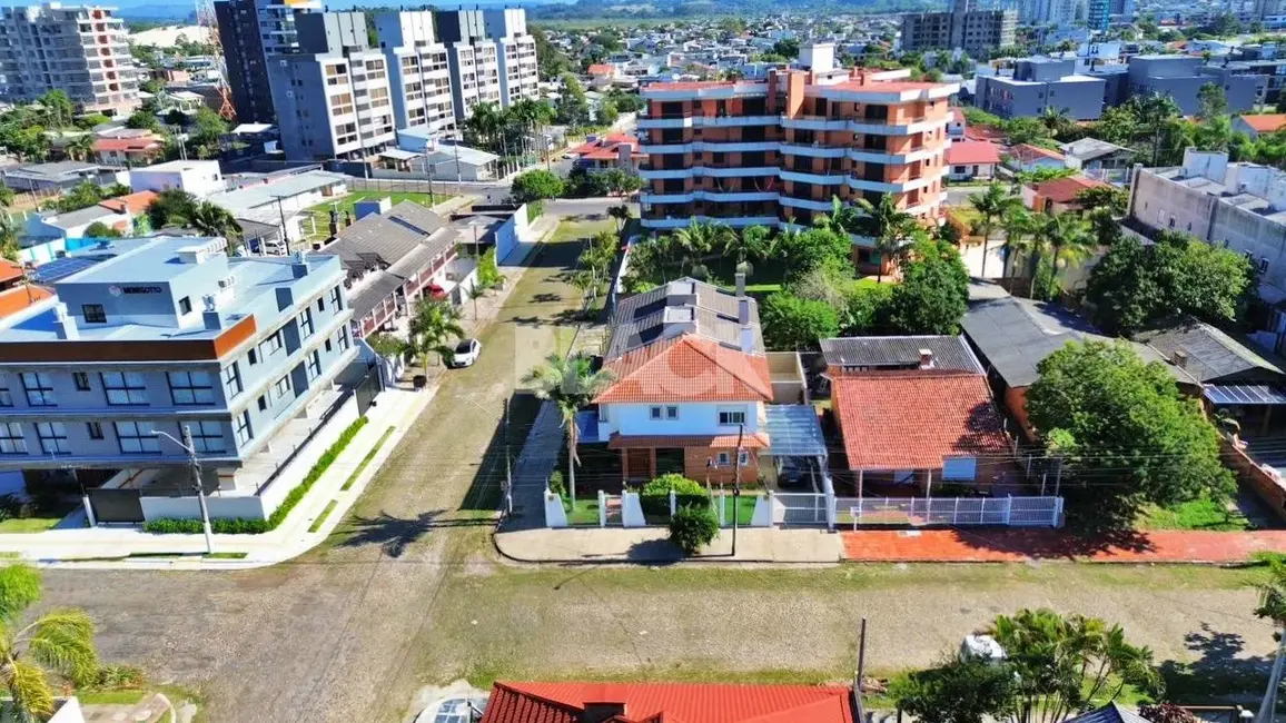 Foto 5 de Casa com 3 quartos à venda, 110m2 em Torres - RS
