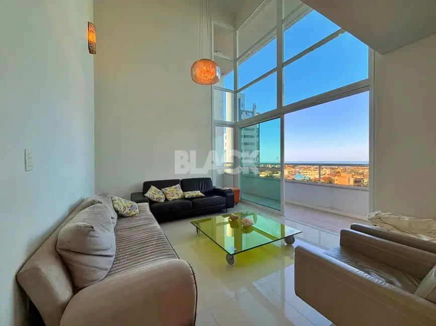 Foto 4 de Apartamento com 3 quartos à venda, 144m2 em Torres - RS
