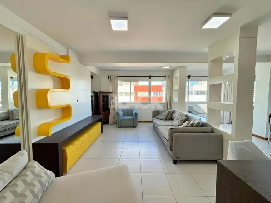 Foto 1 de Apartamento com 3 quartos à venda, 119m2 em Centro, Torres - RS