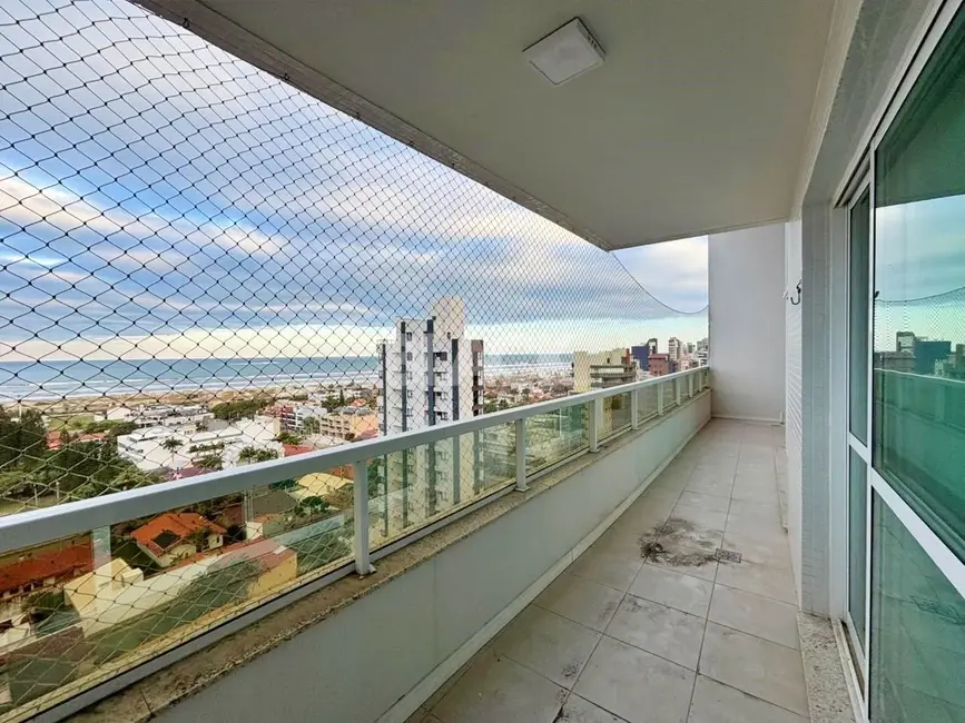 Apartamento com 3 quartos à venda, 152m2 em Torres - RS - imagem 3 Foto 3 de Apartamento com 3 quartos à venda, 152m2 em Torres - RS