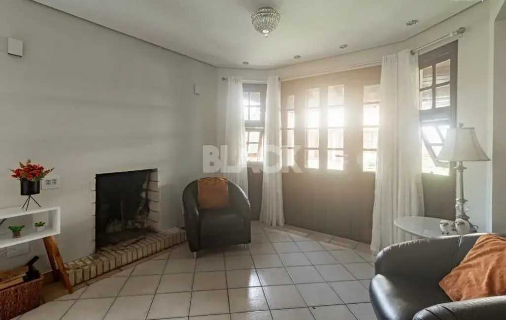 Foto 9 de Casa com 4 quartos à venda, 187m2 em Torres - RS