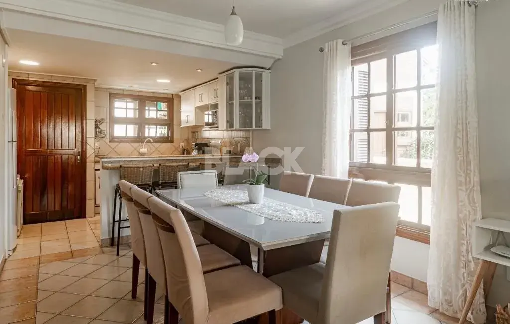 Foto 4 de Casa com 4 quartos à venda, 187m2 em Torres - RS