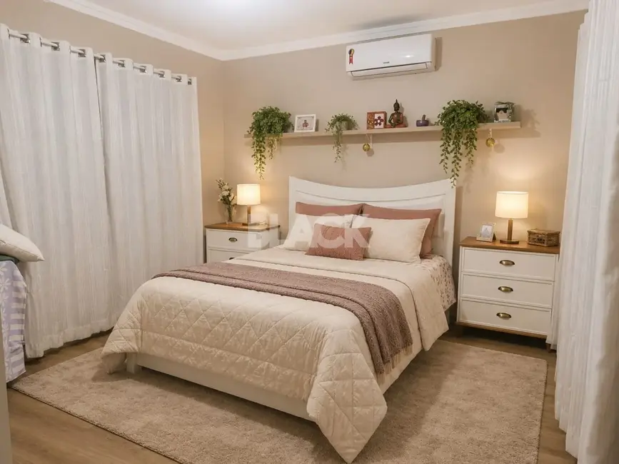 Foto 8 de Casa com 3 quartos à venda, 350m2 em Torres - RS