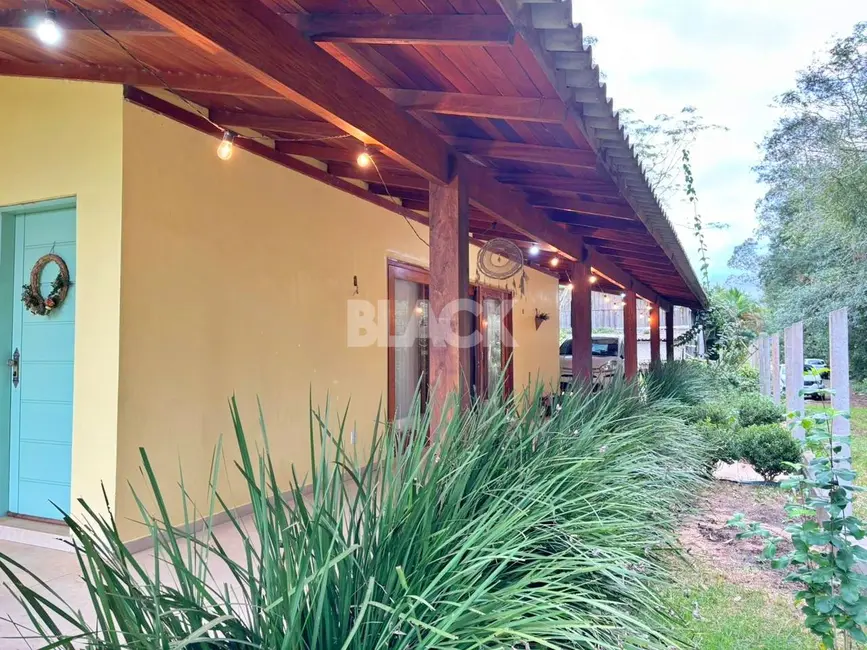Foto 7 de Casa com 3 quartos à venda, 350m2 em Torres - RS