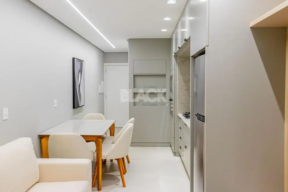 Foto 1 de Apartamento com 1 quarto à venda, 34m2 em Torres - RS