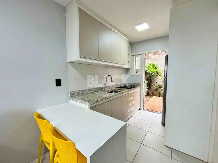 Foto 4 de Sobrado com 2 quartos à venda, 54m2 em Torres - RS