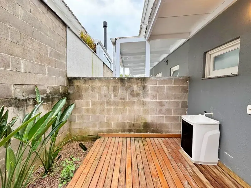 Foto 8 de Sobrado com 2 quartos à venda, 54m2 em Torres - RS