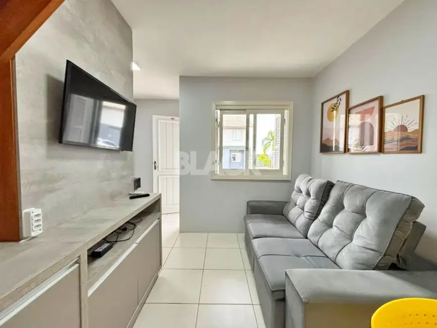 Foto 3 de Sobrado com 2 quartos à venda, 54m2 em Torres - RS