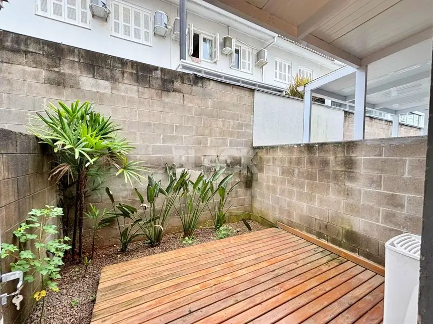 Foto 7 de Sobrado com 2 quartos à venda, 54m2 em Torres - RS