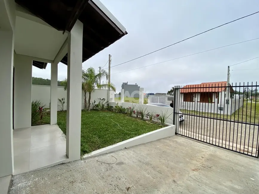Casa com 3 quartos à venda, 103m2 em Passo De Torres - SC - imagem 4 Foto 4 de Casa com 3 quartos à venda, 103m2 em Passo De Torres - SC
