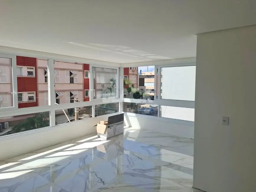 Foto 2 de Apartamento com 3 quartos à venda, 119m2 em Torres - RS