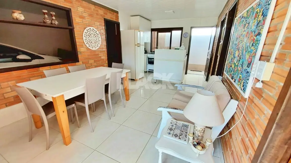 Foto 9 de Casa com 3 quartos à venda, 99m2 em Torres - RS