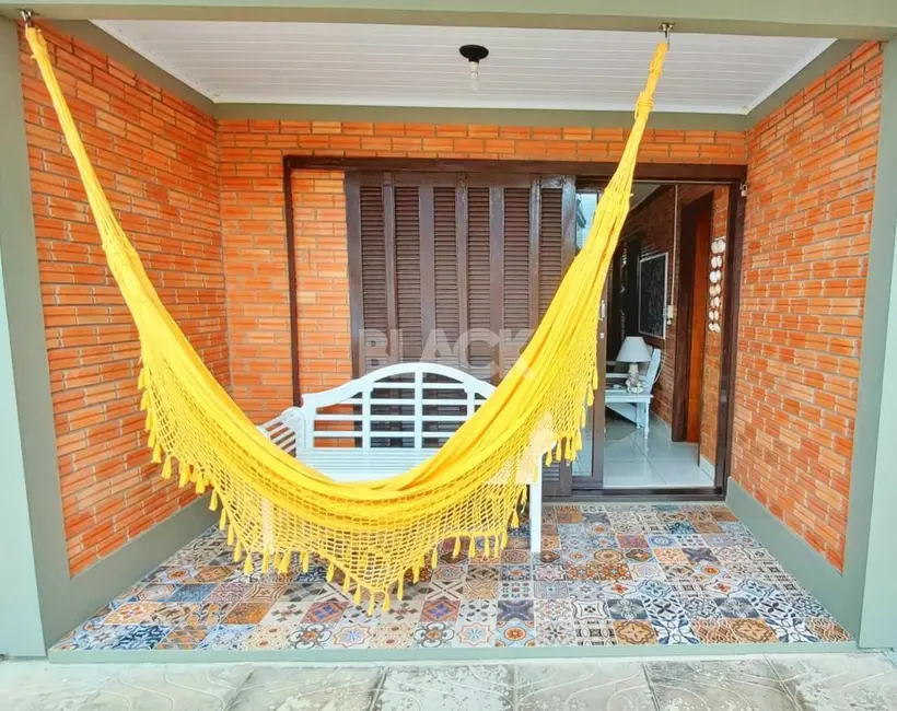 Foto 4 de Casa com 3 quartos à venda, 99m2 em Torres - RS