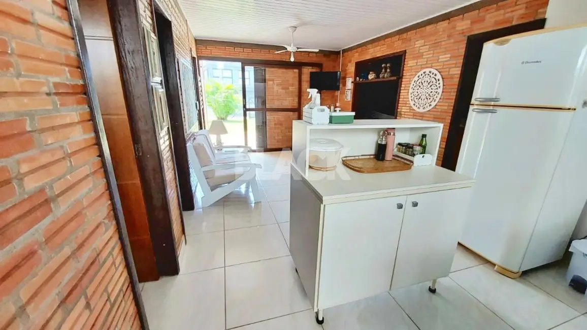 Foto 7 de Casa com 3 quartos à venda, 99m2 em Torres - RS