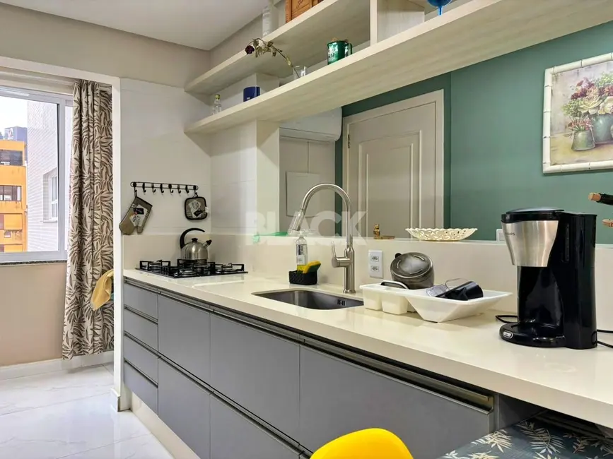 Foto 4 de Apartamento com 2 quartos à venda, 86m2 em Centro, Torres - RS
