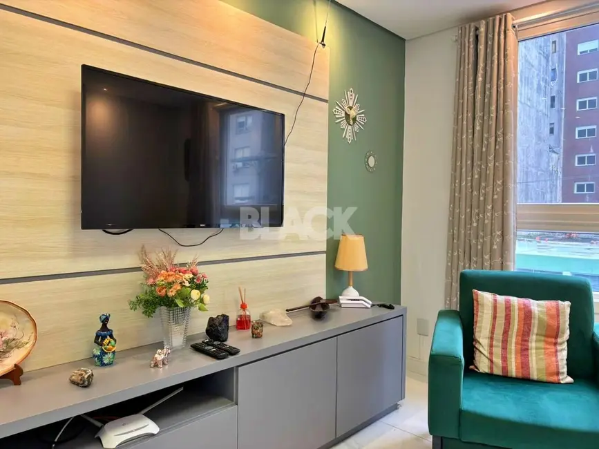 Foto 2 de Apartamento com 2 quartos à venda, 86m2 em Centro, Torres - RS