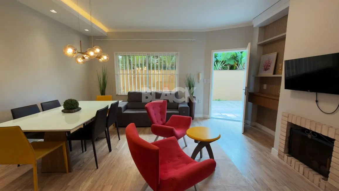 Foto 6 de Casa com 3 quartos à venda, 128m2 em Torres - RS