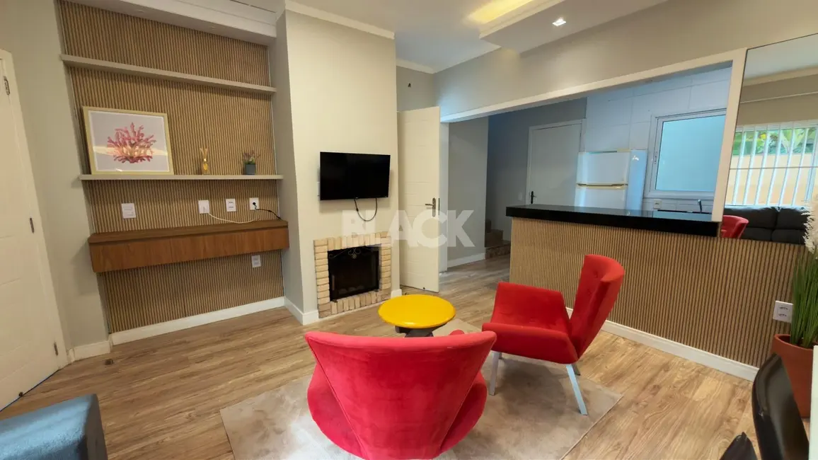 Foto 3 de Casa com 3 quartos à venda, 128m2 em Torres - RS